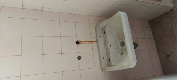 Armazém para Venda em São Domingos de Rana