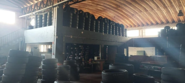Armazém para Venda em São Domingos de Rana