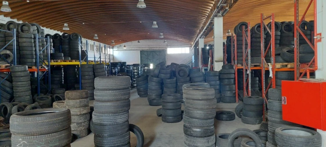 Armazém para Venda em São Domingos de Rana Foto 15