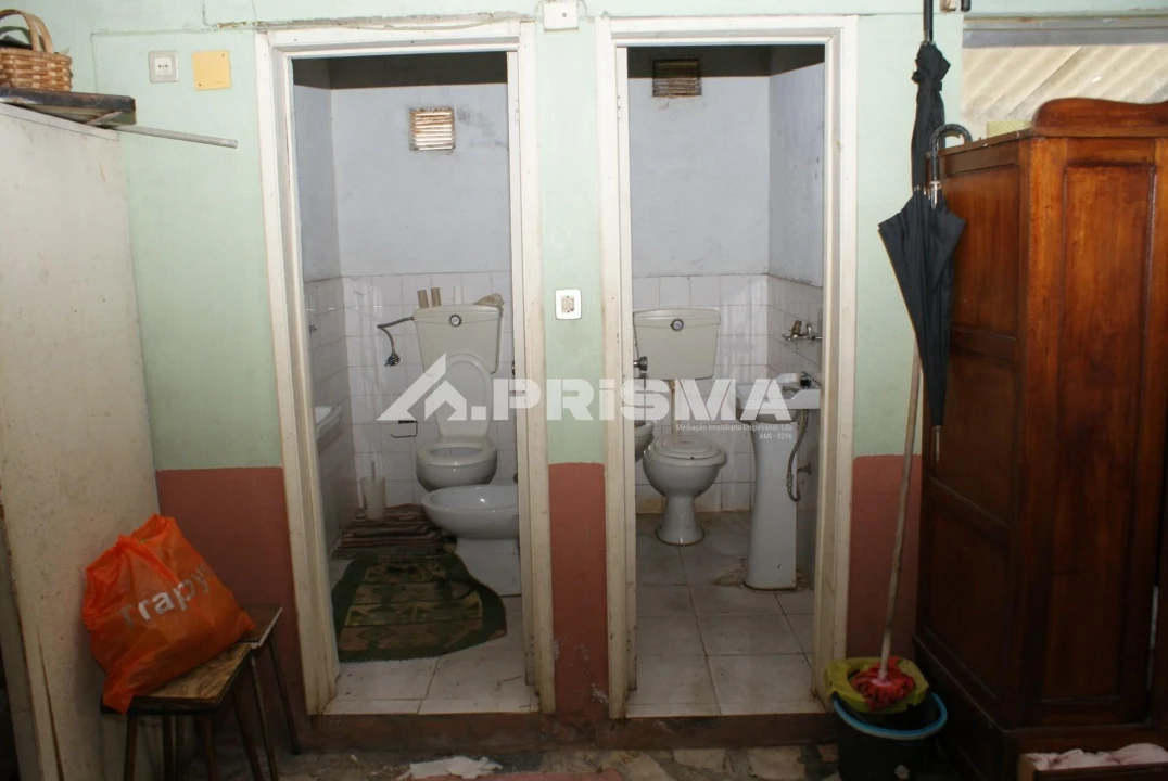 Moradia T4 para Venda em Perais Foto 9
