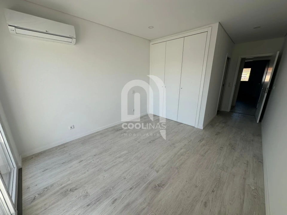Apartamento T2 para Venda em Seixal, Arrentela e Aldeia de Paio Pires Foto 12