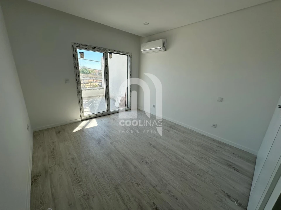Apartamento T2 para Venda em Seixal, Arrentela e Aldeia de Paio Pires Foto 11
