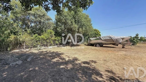 Moradia T3 para Venda em Moncarapacho e Fuseta