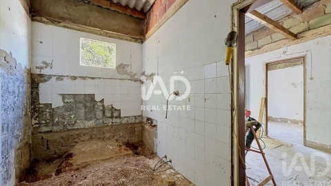 Moradia T3 para Venda em Moncarapacho e Fuseta