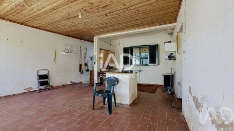 Moradia T3 para Venda em Moncarapacho e Fuseta