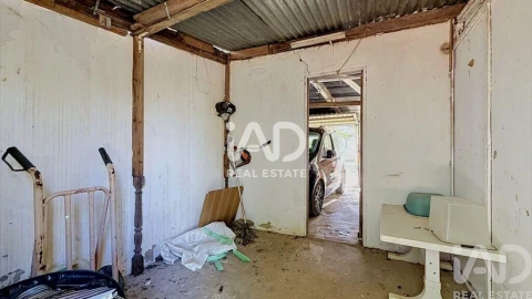 Moradia T3 para Venda em Moncarapacho e Fuseta