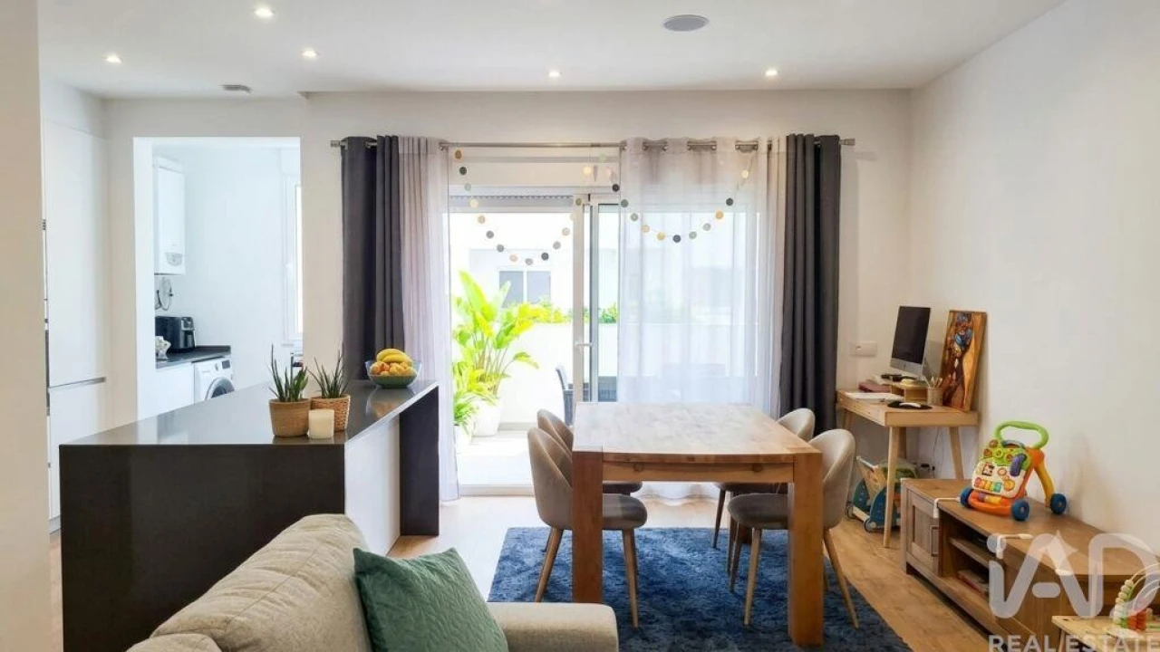 Apartamento T2 para Venda em São Brás de Alportel Foto 2