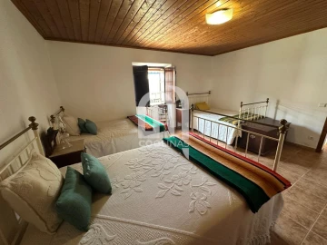 Quinta T3 para Venda em Vale de Santiago