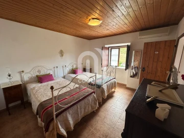 Quinta T3 para Venda em Vale de Santiago