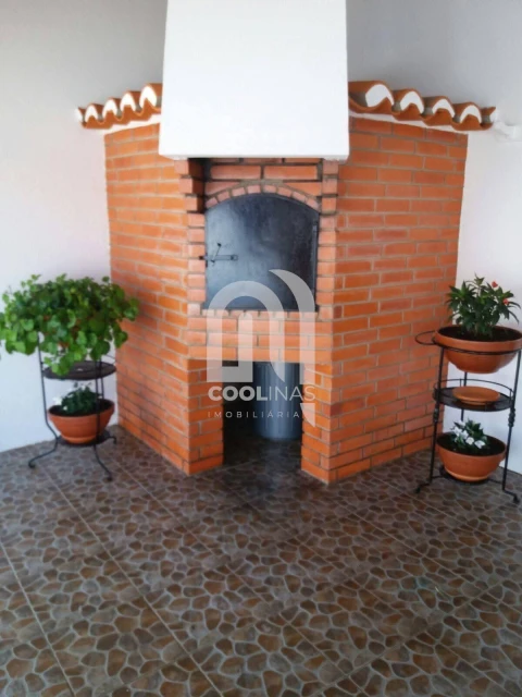 Quinta T3 para Venda em Vale de Santiago