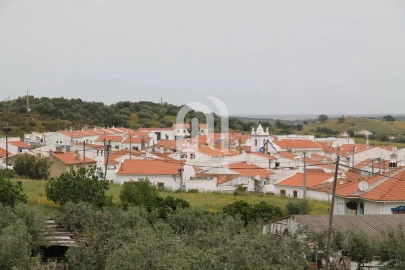 Quinta T3 para Venda em Vale de Santiago