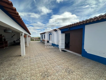 Quinta T3 para Venda em Vale de Santiago