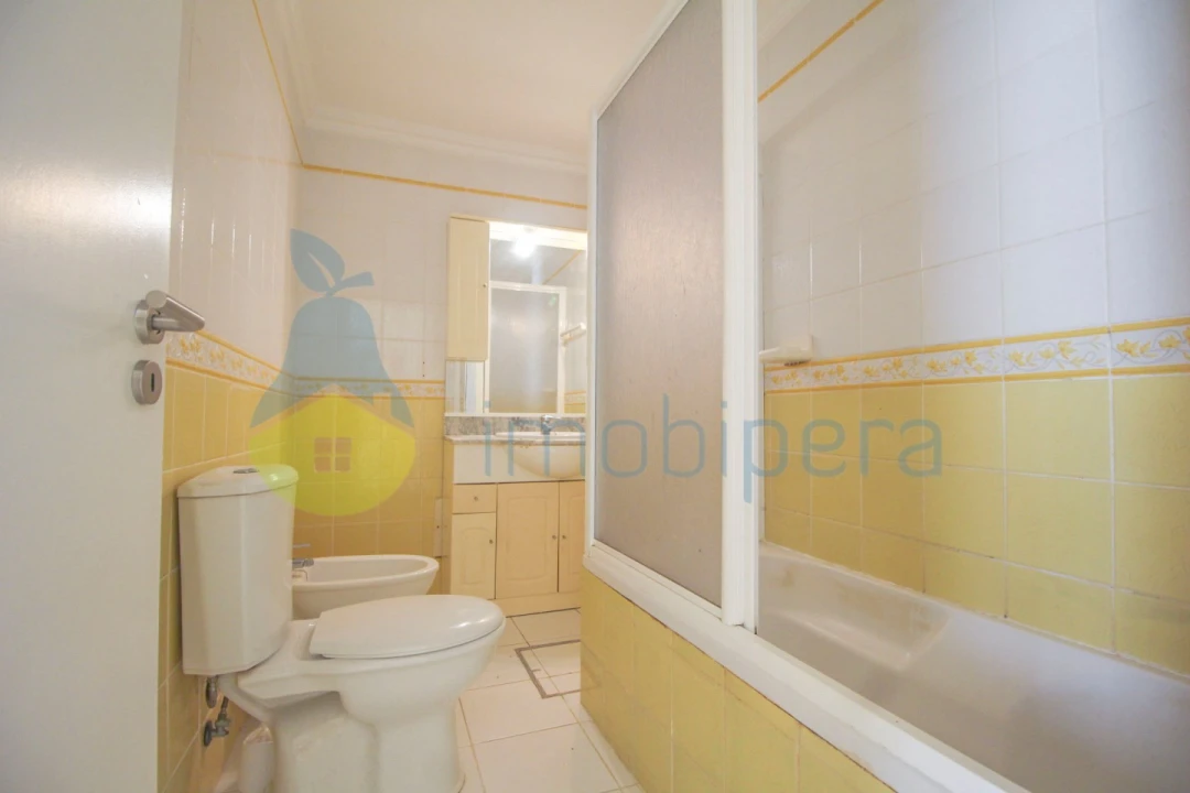 Moradia T4 para Venda em Albufeira e Olhos de Água Foto 19
