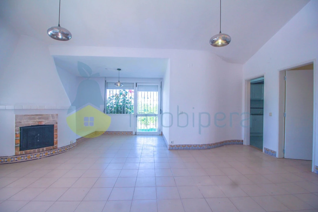 Moradia T4 para Venda em Albufeira e Olhos de Água Foto 16
