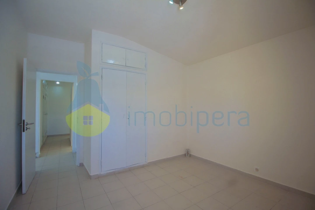 Moradia T4 para Venda em Albufeira e Olhos de Água Foto 23