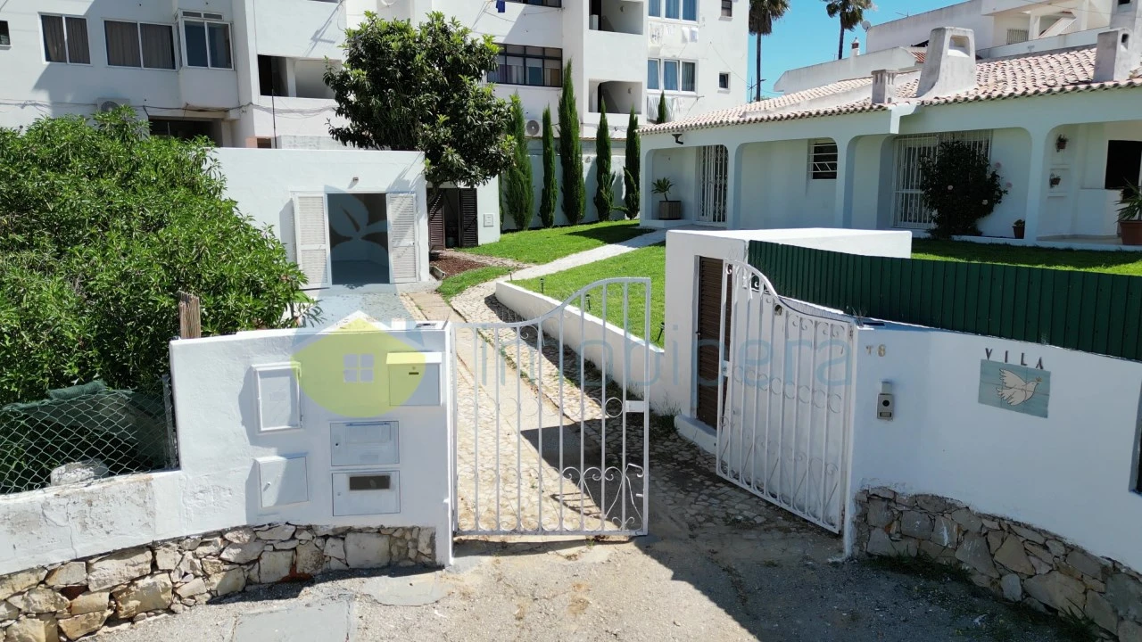 Moradia T4 para Venda em Albufeira e Olhos de Água Foto 31