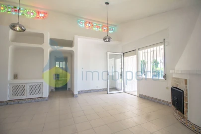 Moradia T4 para Venda em Albufeira e Olhos de Água