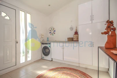 Moradia T4 para Venda em Albufeira e Olhos de Água