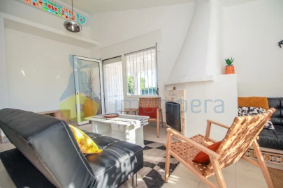 Moradia T4 para Venda em Albufeira e Olhos de Água