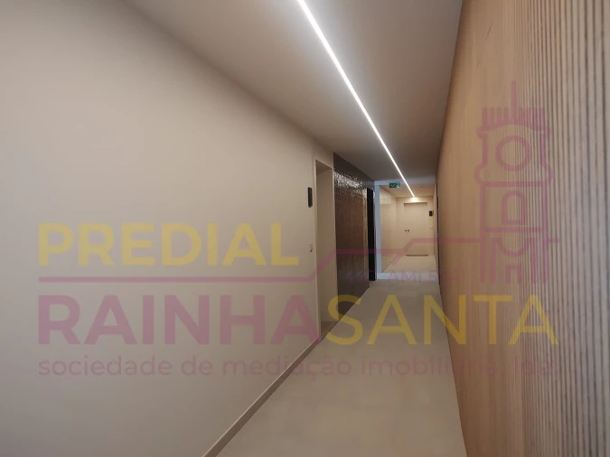 Apartamento T2 para Venda em Santa Clara e Castelo Viegas Foto 6