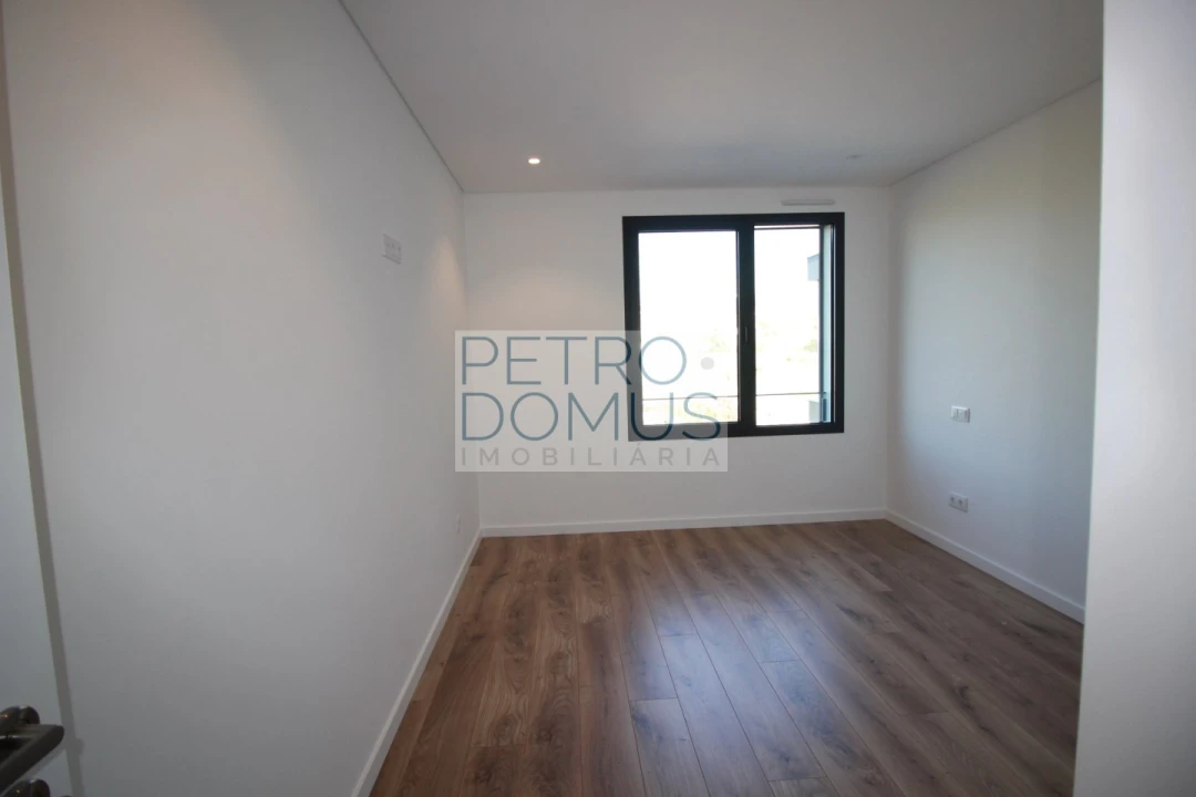 Apartamento T3 para Venda em Leiria, Pousos, Barreira e Cortes Foto 19