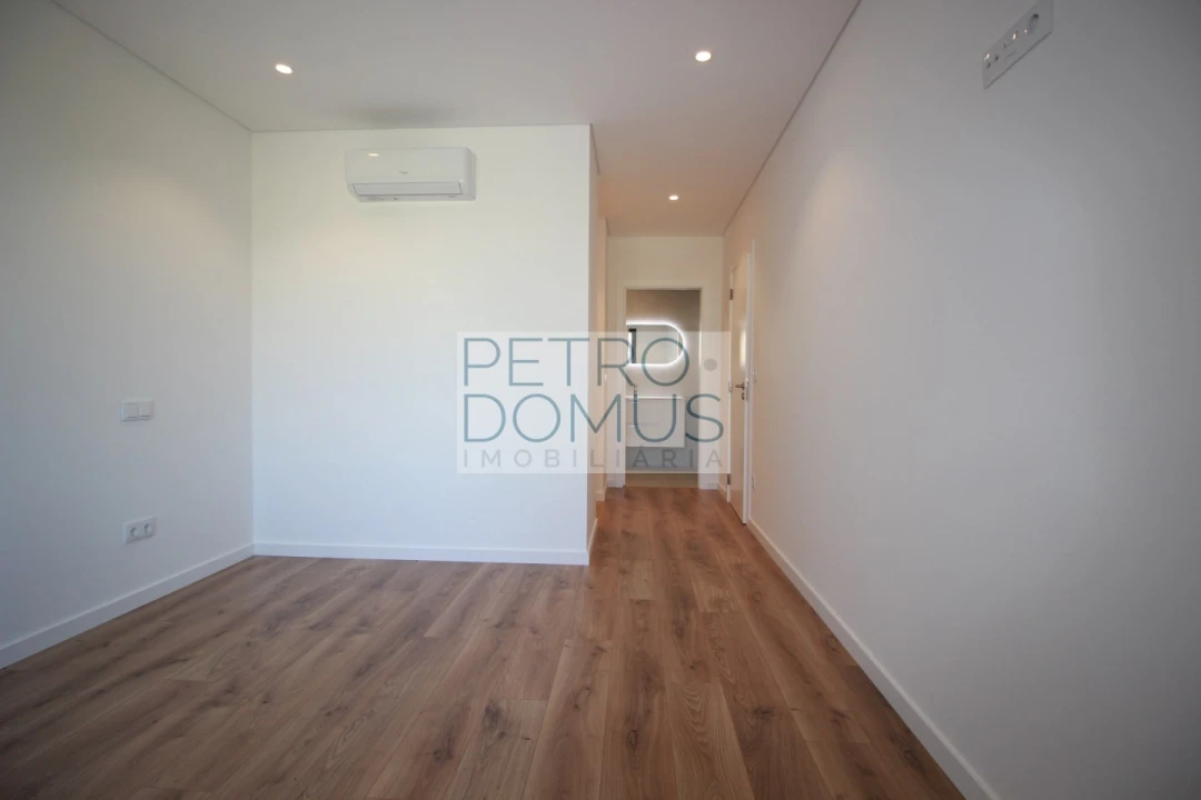 Apartamento T3 para Venda em Leiria, Pousos, Barreira e Cortes Foto 22