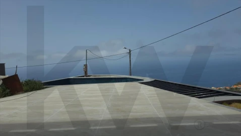 Moradia T4 para Venda em Ponta do Sol