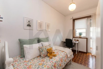 Apartamento T4 para Arrendamento em Lordelo do Ouro e Massarelos