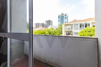 Apartamento T4 para Arrendamento em Lordelo do Ouro e Massarelos
