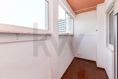 Apartamento T4 para Arrendamento em Lordelo do Ouro e Massarelos