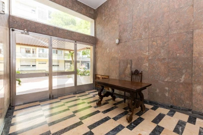 Apartamento T4 para Arrendamento em Lordelo do Ouro e Massarelos