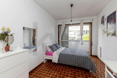 Apartamento T4 para Arrendamento em Lordelo do Ouro e Massarelos