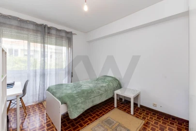 Apartamento T4 para Arrendamento em Lordelo do Ouro e Massarelos