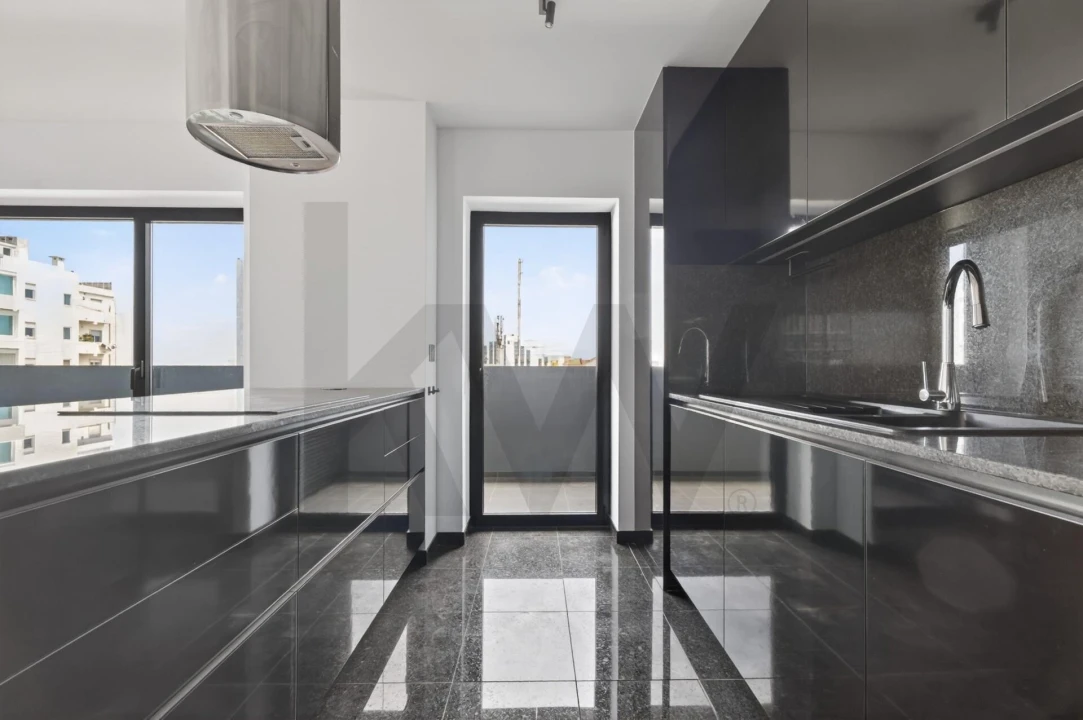 Apartamento T2 para Venda em Avenidas Novas Foto 11