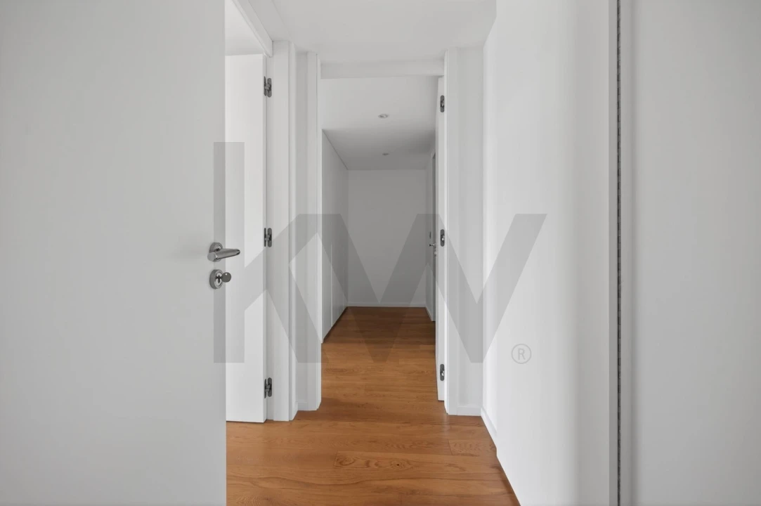 Apartamento T2 para Venda em Avenidas Novas Foto 14
