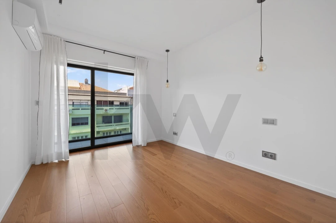 Apartamento T2 para Venda em Avenidas Novas Foto 17