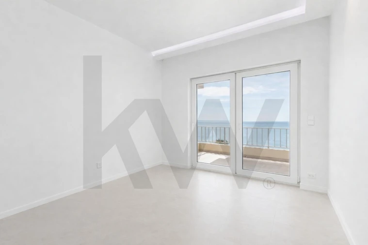 Apartamento T2 para Venda em Carcavelos e Parede Foto 11