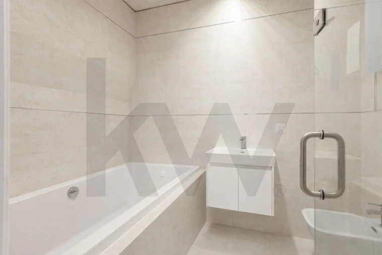 Apartamento T2 para Venda em Carcavelos e Parede Foto 32