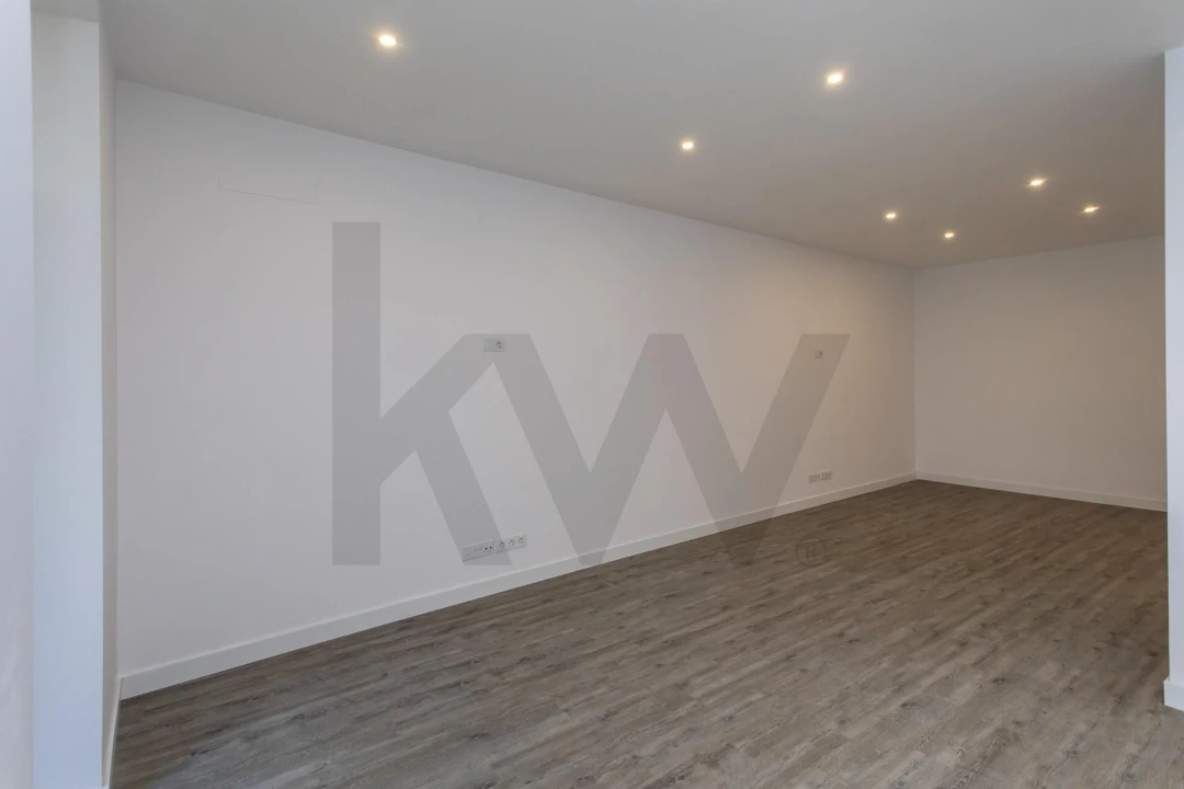 Apartamento T1 para Venda em Misericórdia Foto 25