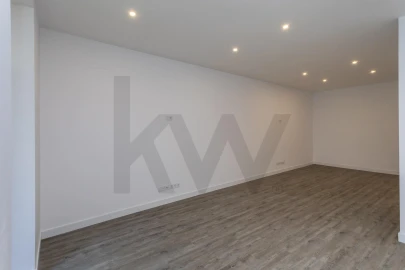 Apartamento T1 para Venda em Misericórdia