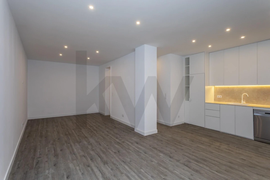 Apartamento T1 para Venda em Misericórdia Foto 26