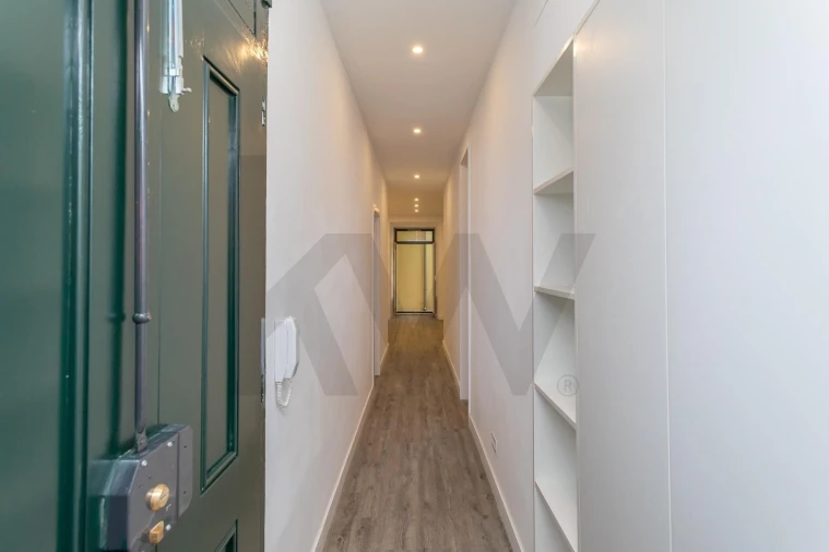 Apartamento T1 para Venda em Misericórdia Foto 7