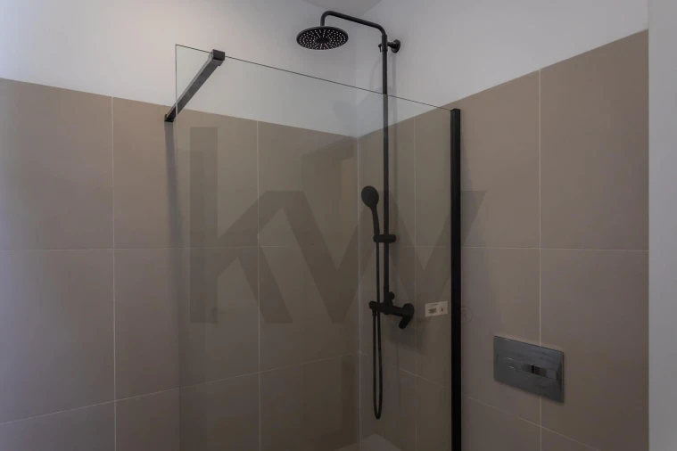 Apartamento T1 para Venda em Misericórdia Foto 9