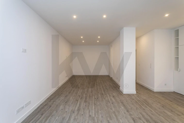 Apartamento T1 para Venda em Misericórdia Foto 17