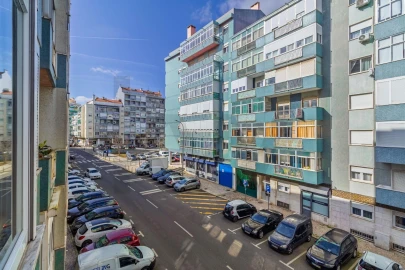 Apartamento T2 para Venda em Alfragide
