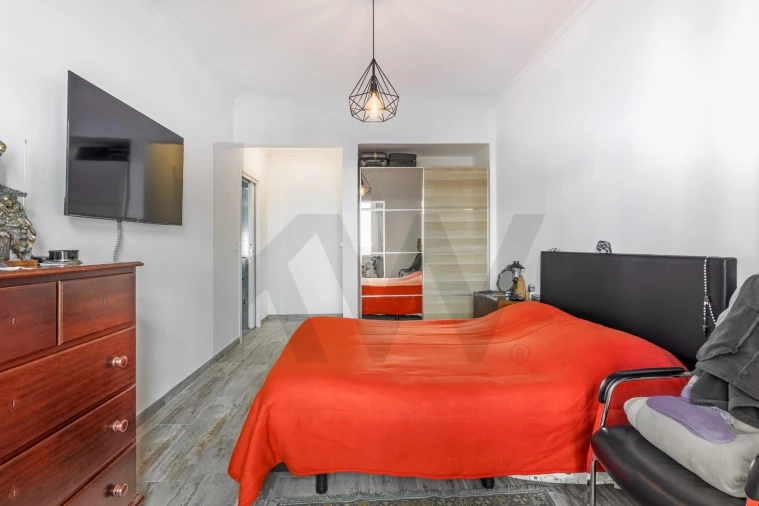 Apartamento T2 para Venda em Alfragide Foto 12