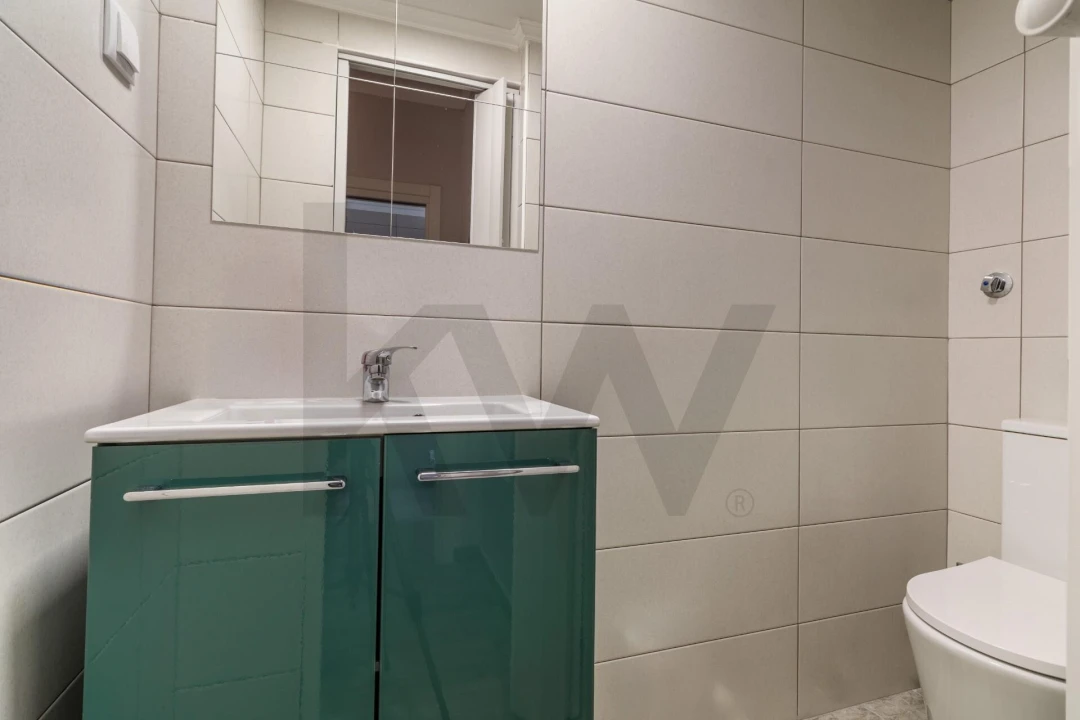 Apartamento T2 para Venda em Alfragide Foto 14