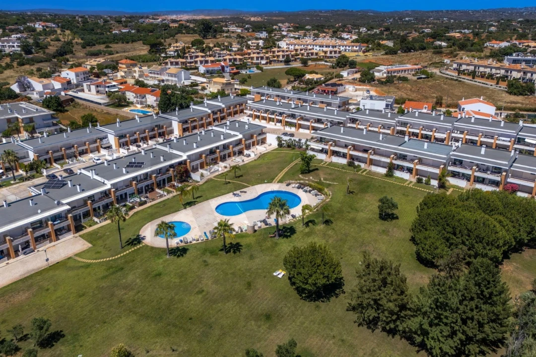 Moradia T2 para Venda em Albufeira e Olhos de Água Foto 65