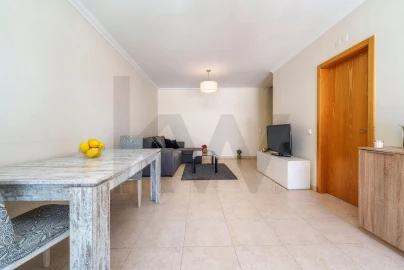 Moradia T2 para Venda em Albufeira e Olhos de Água