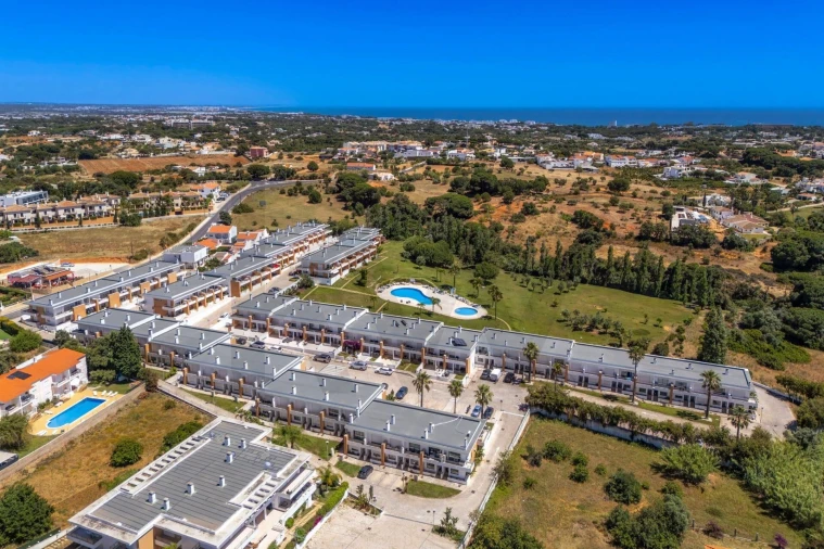 Moradia T2 para Venda em Albufeira e Olhos de Água Foto 57